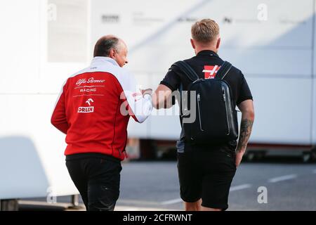 VASSEUR Frederic (fra), Team Principal dell'Alfa Romeo Racing ORLEN, MAGNUSSEN Kevin (dnk), Haas F1 Team VF-20 Ferrari, ritratto durante la Formula 1 Gr Foto Stock