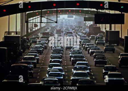 Walt Whitman ponte attraversa il fiume Delaware a South Philadelphia, conduce al New Jersey sobborghi, Agosto 1973 Foto Stock