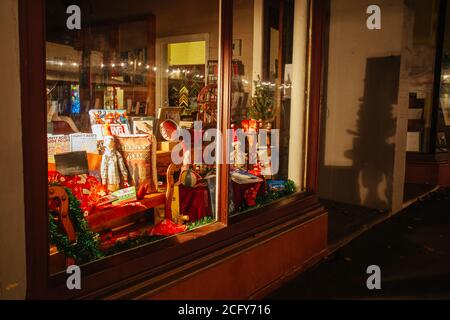 Maldon High Street di notte a Victoria Australia Foto Stock