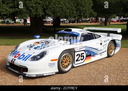 Porsche 911 GT1 Evolution (1997), Concours of Elegance 2020, Hampton Court Palace, Londra, Regno Unito, Europa Foto Stock