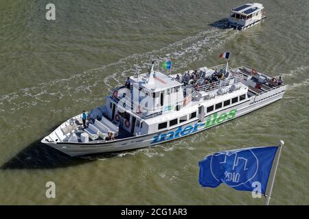 La Rochelle, Francia. 21 Agosto 2020. Nave da crociera nella baia di la Rochelle, Charente-Maritime, Francia. Foto Stock