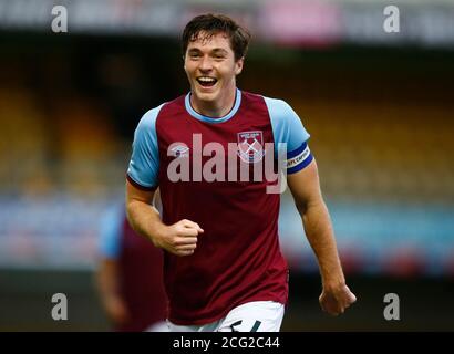 SOUTHEND, INGHILTERRA - SETTEMBRE 06: Conor Coventry di West Ham United U21 celebra il suo obiettivo durante EFL Trophy Southern Group abetween Southend United Foto Stock