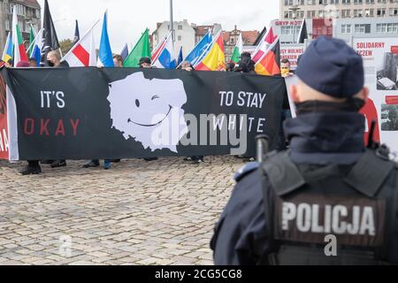 Le guerre fra i fratelli "non più" marciano a Danzica, in Polonia. 5 Settembre 2020, firmarlo`s OK per rimanere bianco © Wojciech Strozyk / Alamy Stock Photo *** Local CA Foto Stock
