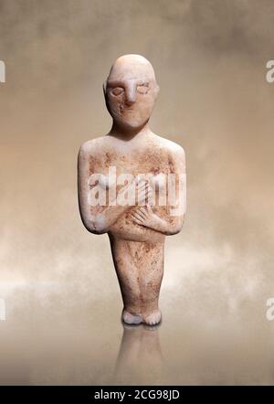 Femmina post-canonica antico greco delle Cicladi figurine, tardo Ccladico priodo II a Cycladic periodo III (2500-2000 a.C.) Museo di Arte Cicladica Atene, Cat Foto Stock