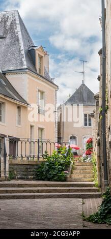 Vista sulla strada della città di Sable sur Sarthe, Francia Foto Stock