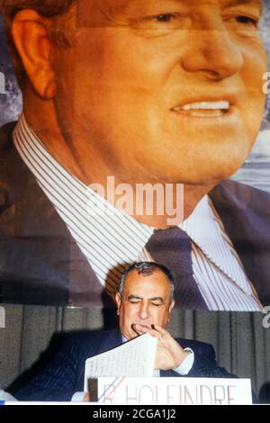 Roger Holleindre parla a Lione, 1988, Francia Foto Stock