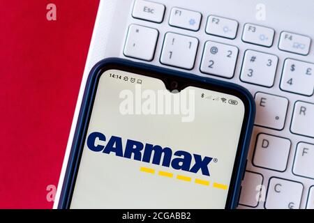 Brasile. 4 luglio 2020. In questa illustrazione fotografica viene visualizzato il logo CarMax su uno smartphone. Credit: Rafael Henrique/SOPA Images/ZUMA Wire/Alamy Live News Foto Stock