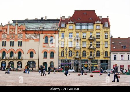 L'architettura dell'Europa orientale si trova in tutto il panorama di Cracovia, in Polonia, il 7 gennaio 2010. Foto Stock