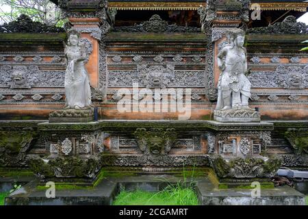 Bali Ubud Indonesia - Casa balinese tempio muro Foto Stock