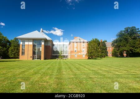 Chestertown, MD, USA 08/30/2020: Il campus principale del Washington College, un college privato di materie umanistiche fondato nel 1782 a Chestertown, MD. George Wash Foto Stock