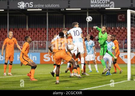 08-09-2020: Sport : Jong Oranje vs Jong Noorwegen Jong Oranje portiere Justin Bijlow e Jong Noorwegen giocatore Jorgen Strand Larsen durante il ma Foto Stock