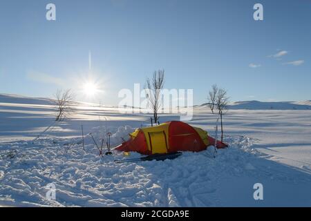 Campo invernale sulle montagne norvegesi di Jotunheimen Foto Stock