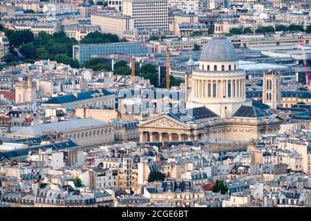 Vista aerea del centro di Parigi, compreso il Pantheon Foto Stock
