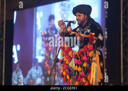 Sufi musicista saieen zahoor preforma Foto Stock