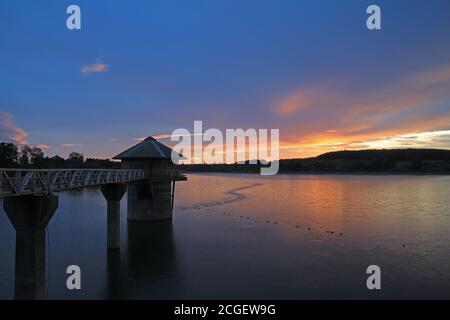 Tramonto a Cropston Reservoir, Leicestershire. East Midlands Foto Stock