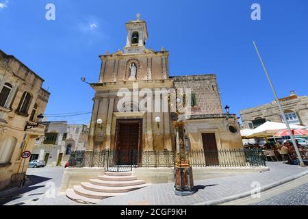 Chiesa di Santa Savina in piazza Savina a Victoria, Gozo, Malta. Foto Stock