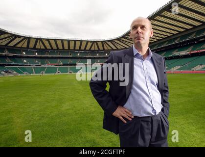 CLIVE WOODWARD AT TWICKENHAM RUGBY GROUND, BRITAIN - 01 JUL 2004 PHOTO CREDIT : © MARK PAIN / ALAMY STOCK PHOTO Foto Stock