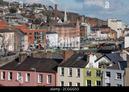 Cork City, Irlanda - 8 marzo 2018: Vista dall'alto del centro di Cork, nella repubblica d'Irlanda. Foto Stock