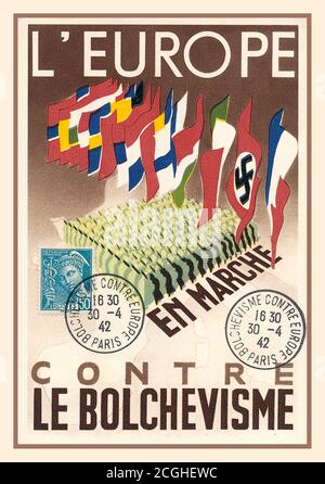 Europe Marches Against Bolshevism (Vichy France, 1942) anti bolshevism propaganda WW2 Postcard l'Europe en Marche contre le Bolchevisme di MACELIN S.A. Courbet Paris France Old Postcard pubblicata in occasione della mostra internazionale "l'Europa contro il bolscevismo", Salle Wagram di Parigi. «l'EUROPE EN MARCHE CONTRE LE BOLCHÉVISME» stampigliato con due francobolli da 30 e 40 centesimi, datati 2 novembre 1942, ore 15:30 (Data Stamp Exhibition Bolshevik) Foto Stock