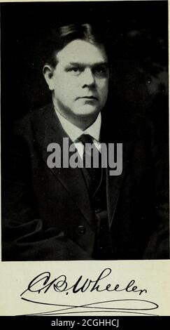 . La storia genealogica ed enciclopedica della famiglia Wheeler in America. Unty, e vi risiedette dieci anni. Nell'agosto 1892, fu eletto Giudice del Tribunale comunale di Paints-ville, Ky., ed ex presidente ufficiale del Consiglio comunale, che position ha tenuto per cinque anni. Nel novembre del 1897, fu eletto alla Legislatura del Kentucky dal novantacinquesimo distretto, composto dalle contee di Johnson e Martin, e rimase in questo ufficio per due anni, dopo di che concluse di abbandonare la politica e di dedicare l'histime alla sua pratica legale. Nel novembre del 1901, si ritirò da Paintsville ad Ashland, B. Foto Stock