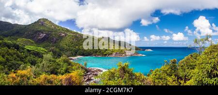 Anse Major Trail, che domina la spiaggia del Parco Nazionale Morne Seychellois nelle Seychelles, al largo della costa dell'Africa, nell'Oceano Indiano Foto Stock