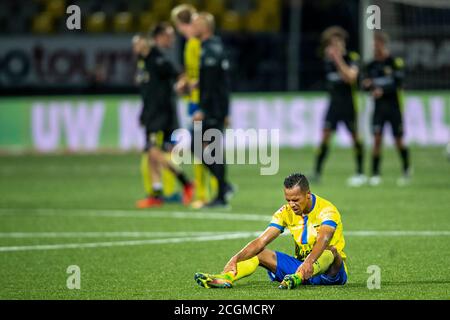 Leeuwarden, Paesi Bassi. 11 Settembre 2020. LEEUWARDEN, Cambuur Stadium, 11-09-2020, stagione 2020/2021, Dutch Keuken Kampioen Divisie. Risultato finale 0-2, il giocatore di Cambuur Jarchinio Antonia ha espulso dopo la partita persa durante la partita Cambuur - Passi pure Eagles credito: Pro Shots/Alamy Live News Foto Stock