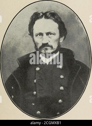 . Una storia della classe diplomata all'Union College, Schenectady, N.Y., 23 luglio 1863; anche un record di non laureati e un rotolo d'onore di coloro che hanno prestato servizio nell'esercito e nella marina dell'Unione durante la guerra civile; Anche le relazioni della quarantesima e cinquantesima riunita, Union College, 1903 e 1913. D iniziò ad insegnare tedesco, scherma e ad ampliare professori e studenti. Questo portò al suo insegnamento dell'economia latina e politica e nel 1855 l'Unione Collegecondò per lui la professione della lingua germanica e della letteratura e aggiunse il conferenziario dell'economia politica. Ha pubblicato lo stesso anno anEnglish-Ger Foto Stock