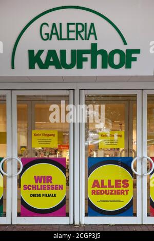 Ingresso a Galeria Kaufhof, chiusura di affari, piano di insolvenza Galeria Karstadt Kaufhof, Witten, Renania Settentrionale-Vestfalia, Germania Foto Stock