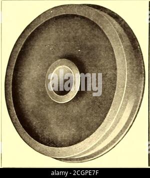 . Il giornale ferroviario di strada . PNEUMATICI IN ACCIAIO STANDARD. RUOTE GOMMATE IN ACCIAIO RUOTE LAMINATE FORGIATE SOLIDE MOLLE IN FUSIONE. Harrison Building Philadelphia, Pa. Re-Enforced ruote a razze PER AUTO URBANE E SUBURBANE questa ruota è sotto-cucita al posto del vecchio stile Wheelperché non ruggisce quando su strade pavedcity. L'unica ruota a razze per Heavy High SpeedService. Foto Stock