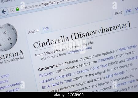 Ryazan, Russia - 09 settembre 2018 - pagina di Wikipedia su Cenerentola su un display di PC Foto Stock
