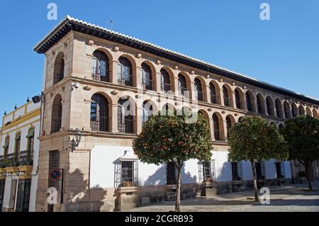 Ronda in Spagna: L'Ayuntamiento de Ronda su Plaza de la Duquesa de Parcent Foto Stock