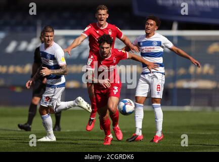 Tobias Figueiredo di Nottingham Forest si rompe durante la partita del campionato Sky Bet al Kiyan Prince Foundation Stadium di Londra. Foto Stock