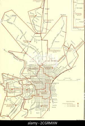 . Il giornale ferroviario di strada . MAPPA CHE MOSTRA le LINEE DI COLLEGAMENTO D. C. SULLA piastra DEL SISTEMA DI TRANSITO RAPIDO DI PHILADELPHIA XXXI Willow Grove.Park Willow Groved.C.Gen.& Sub-sta.(N.8.) ChestnutHill Park , Doylestown Warrington DsyTedtowinD.C.Gen.sta.CNO.D.) Horsham Hatboro. SPIEGAZIONE: Indica la sottostazione 0 D.C. Gen.Station o •• A.C. Gen.Station ® Darby Street Ry. JOURNAL MAP CHE MOSTRA STAZIONI DI GENERAZIONE, SOTTOSTAZIONI E AREE DI DISTRIBUZIONE APPROSSIMATE SECONDO LA PIASTRA XXXII DELLO SCHEMA DI POTENZA PROPOSTA Foto Stock