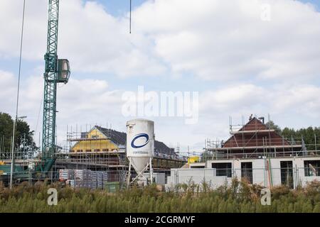 Cantiere con nuova costruzione di case nei Paesi Bassi Foto Stock