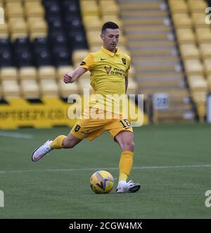 Livingston, Regno Unito. 11 Feb 2020. Jason Holt di Livingston durante la partita di premiership scozzese alla Tony Macaroni Arena di Livingston, Scozia. Alex Todd/SPP Credit: SPP Sport Press Photo. /Alamy Live News Foto Stock