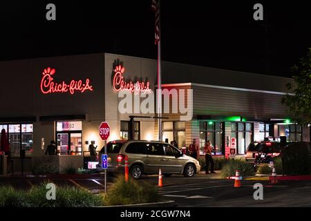 Agosto 29, 2020 San Jose / CA / USA - Chick-fil-A posizione nella zona sud della baia di San Francisco; Chick-fil-A è il più grande fast food americano c Foto Stock