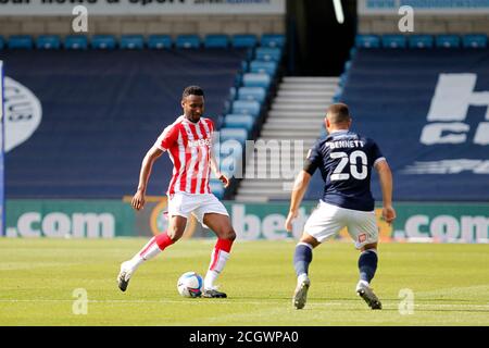 Londra, Regno Unito. 12 settembre 2020. Mikel John OBI di Stoke City durante la partita del campionato Sky Bet a porte chiuse tra Millwall e Stoke City al Den, Londra, Inghilterra, il 12 settembre 2020. Foto di Carlton Myrie/prime Media Images. Credit: Prime Media Images/Alamy Live News Foto Stock