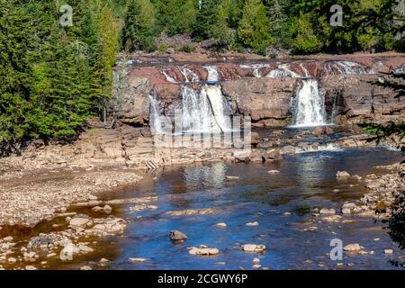 Cascate di Lepreau a New Brunswick. Il livello dell'acqua è molto basso e la cade un trickle rispetto al normale. Foto Stock