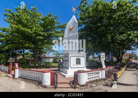 Il primo monumento dedicato all'eroe José Rizal costruito a Daet, Camarines Norte, Filippine Foto Stock