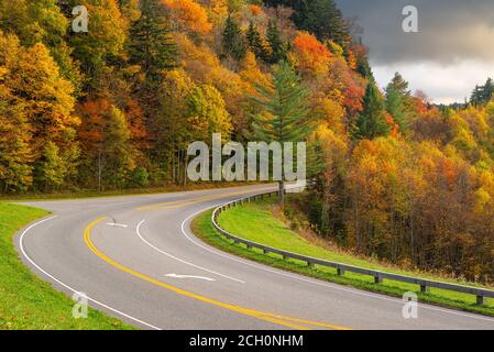 Smoky Mountains; Tennessee; USA parkway in autunno. Foto Stock