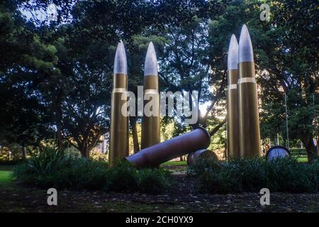 Tumuli di guerra Yininmadyemi Thou ha fatto cadere in Hyde Park, Sydney, Australia Foto Stock