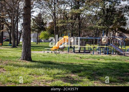 Hall County ha preso 4-26-2020 Stolley Park Kids Kingdom Grand Island Nebraska registrato fuori Covid-19. Foto di alta qualità Foto Stock