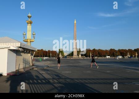 Parigi, Francia. Settembre 13 2020. Monumento storico. Famoso luogo della Concorde nel centro della città. Obelisco dall'egitto. Foto Stock