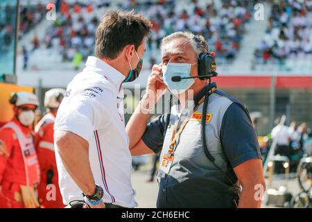 ISOLA Mario (ita), Motorsport Racing Manager di Pirelli, WOLFF Toto (aut), Team Principal & CEO Mercedes AMG F1 GP, ritratto durante la gara di Formula 1 Foto Stock