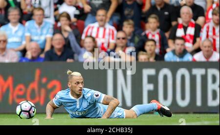 Marko Arnautovic di Stoke City durante la partita della Premier League al Riverside Stadium di Middlesbrough. PREMERE ASSOCIAZIONE foto. Data immagine: Sabato 13 agosto 2016. Vedi PA storia CALCIO Middlesbrough. Il credito fotografico dovrebbe essere: Richard Sellers/PA Wire. RESTRIZIONI: SOLO USO EDITORIALE non utilizzare con audio, video, dati, elenchi di apparecchi, logo di club/campionato o servizi "live" non autorizzati. L'uso in-match online è limitato a 75 immagini, senza emulazione video. Nessun utilizzo nelle scommesse, nei giochi o nelle pubblicazioni di singoli club/campionati/giocatori.- se Foto Stock