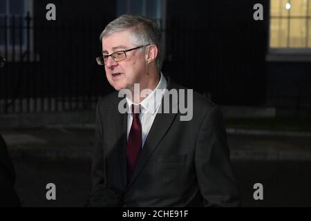 Il primo ministro gallese Mark Drakeford ha parlato ai media al 10 di Downing Street dopo i colloqui sulla Brexit con il primo ministro Theresa May. Foto Stock