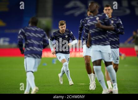 Il Timo Werner di Chelsea si riscalda prima della partita della Premier League all'AMEX Stadium di Brighton. Foto Stock