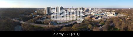 London Ontario Downtown Aerial Panorama Primavera 2020 - strade vuote a causa di Coronavirus. Luke Durda/Alamy Foto Stock
