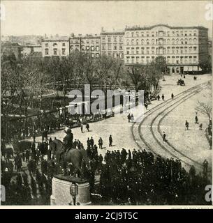 . La storia fotografica della Guerra civile : in dieci volumi . Giuda P. BeNJAIiIIN Segretario di Stato. VICE-PRESIDENTE STEPHENSAND MEMBRI del GABINETTO THECONFEDERATE Judah P. Benjamin, Segretario di Stato, è stato chiamato il cervello della Confederazione. Il presidente Davishwished nominò l'onorableRobert Barnwell. Segretario di Stato, ma il sig. Barnwell ha rifiutato l'onore. George Davis.ttorney-General.. Eviews 1.0. DOPO IL GRANDE INCONTRO DI MASSA IN UNION SQUARE, NEW YORK, 20 APRILE, 1861 nodi di cittadini si sono ancora soffermati intorno alle bancarelle dove Anderson, che aveva abbandonato Sumter solo sei giorni prima, aveva avuto giu Foto Stock