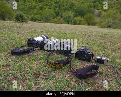 Fotocamere digitali per scattare foto in natura Foto Stock